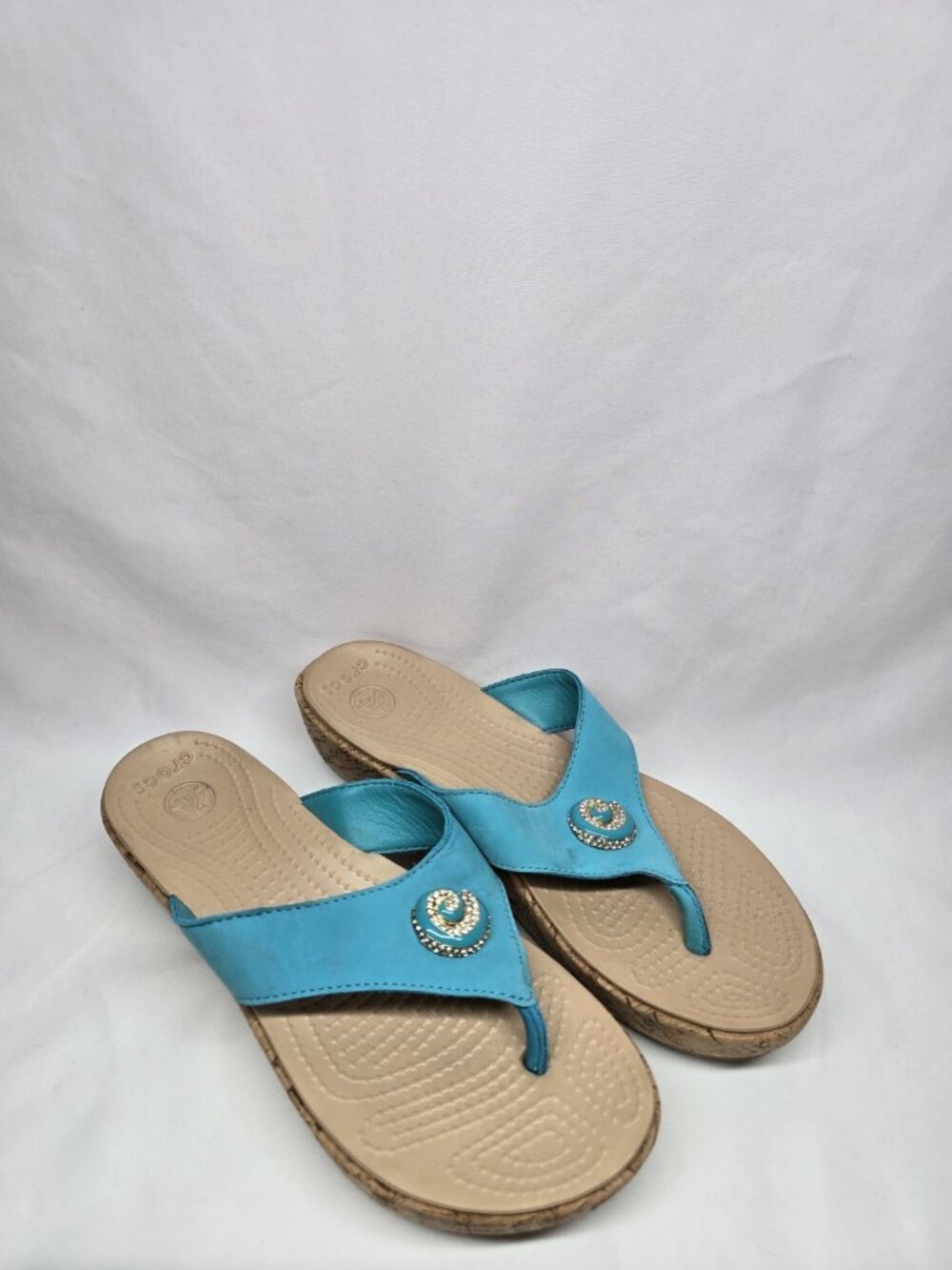 Crocs Womens A-Leigh Wedge Sandals Thong 7 Turquoise Cork Rhinestones Jeweled